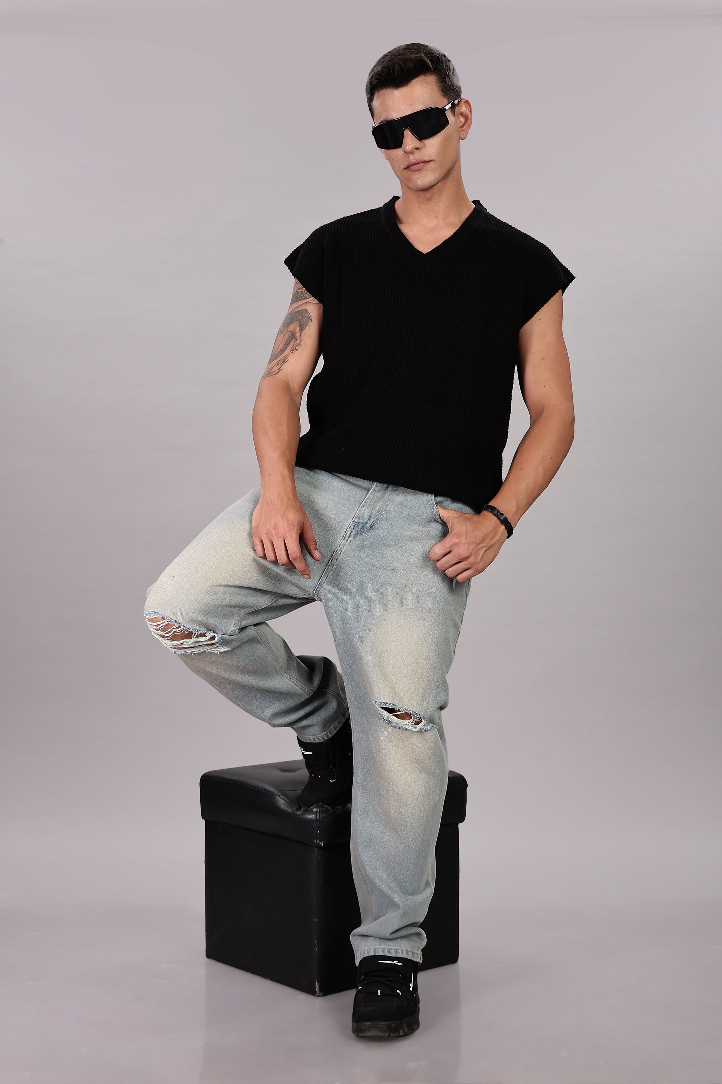 Vintage Blue Ripped Jeans | Baggy Fit