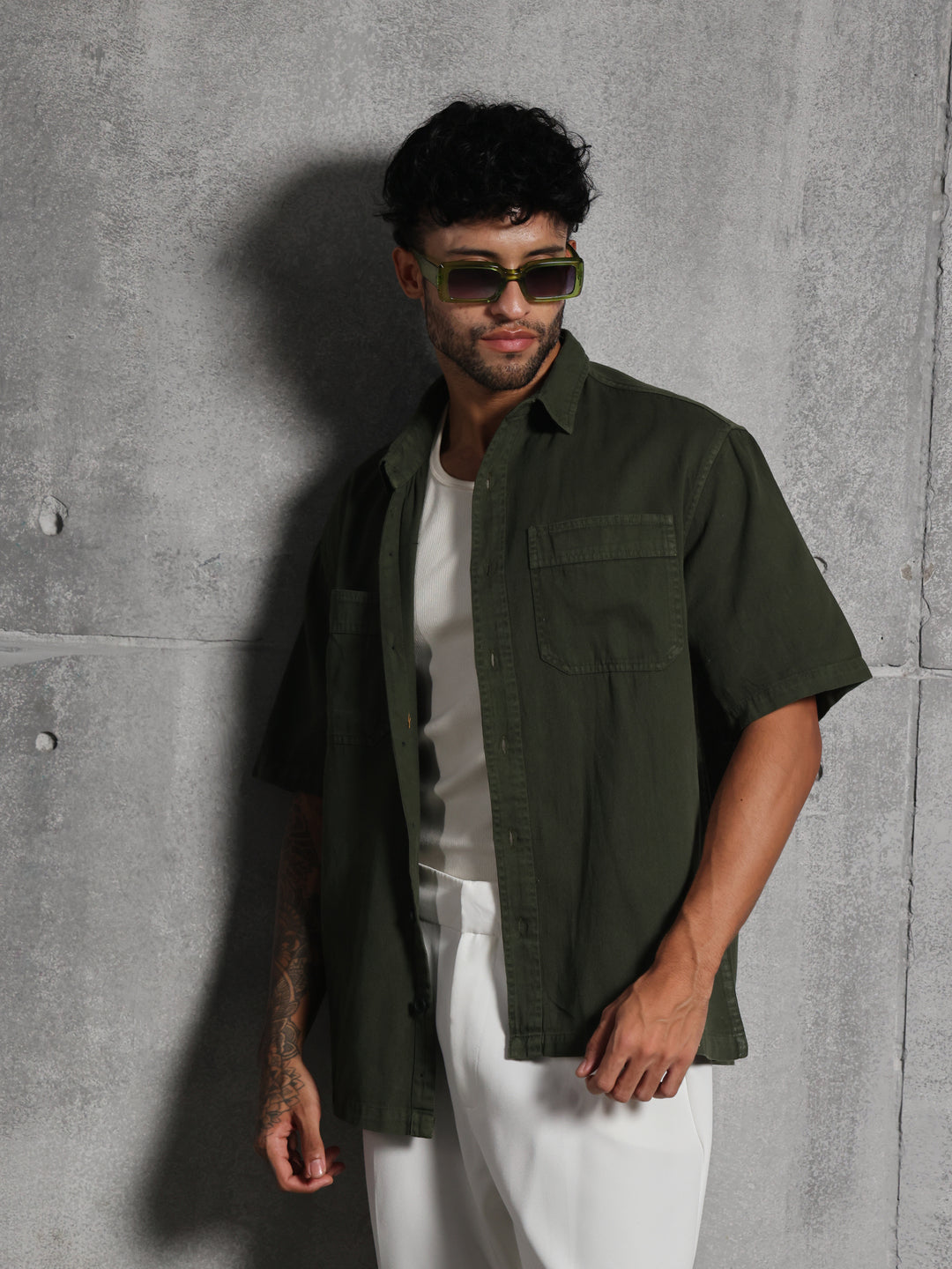 Dual Pocket-Boxy Fit Shirt-Deep Green