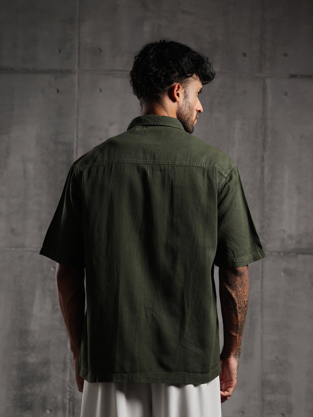 Dual Pocket-Boxy Fit Shirt-Deep Green