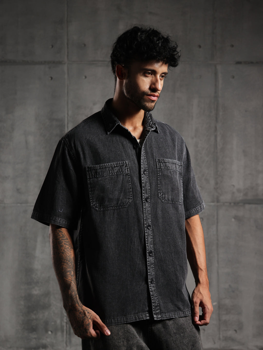 Dual Pocket-Boxy Fit Shirt-Charcoal