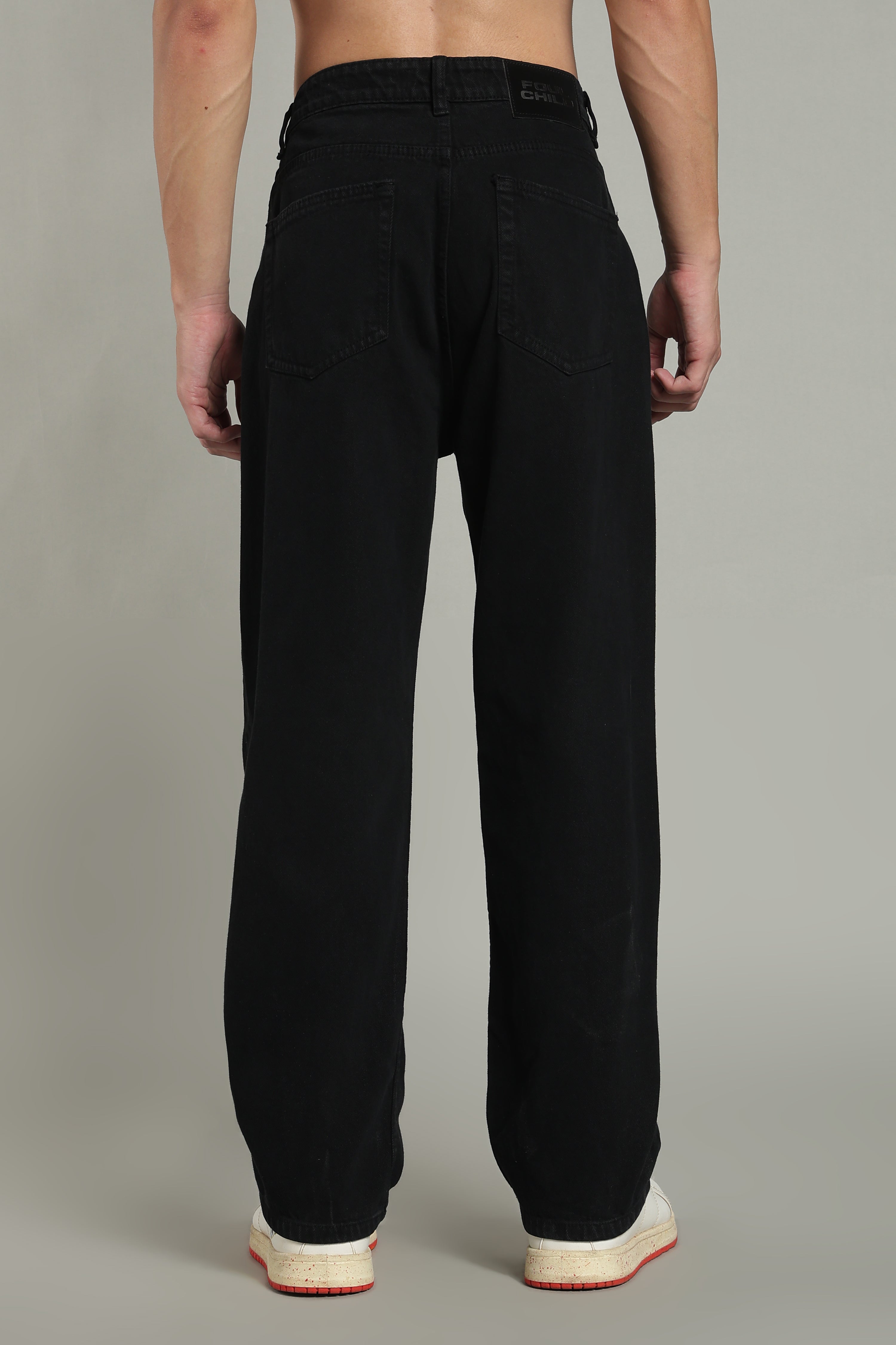 Plain Baggy Ecru Black Jeans