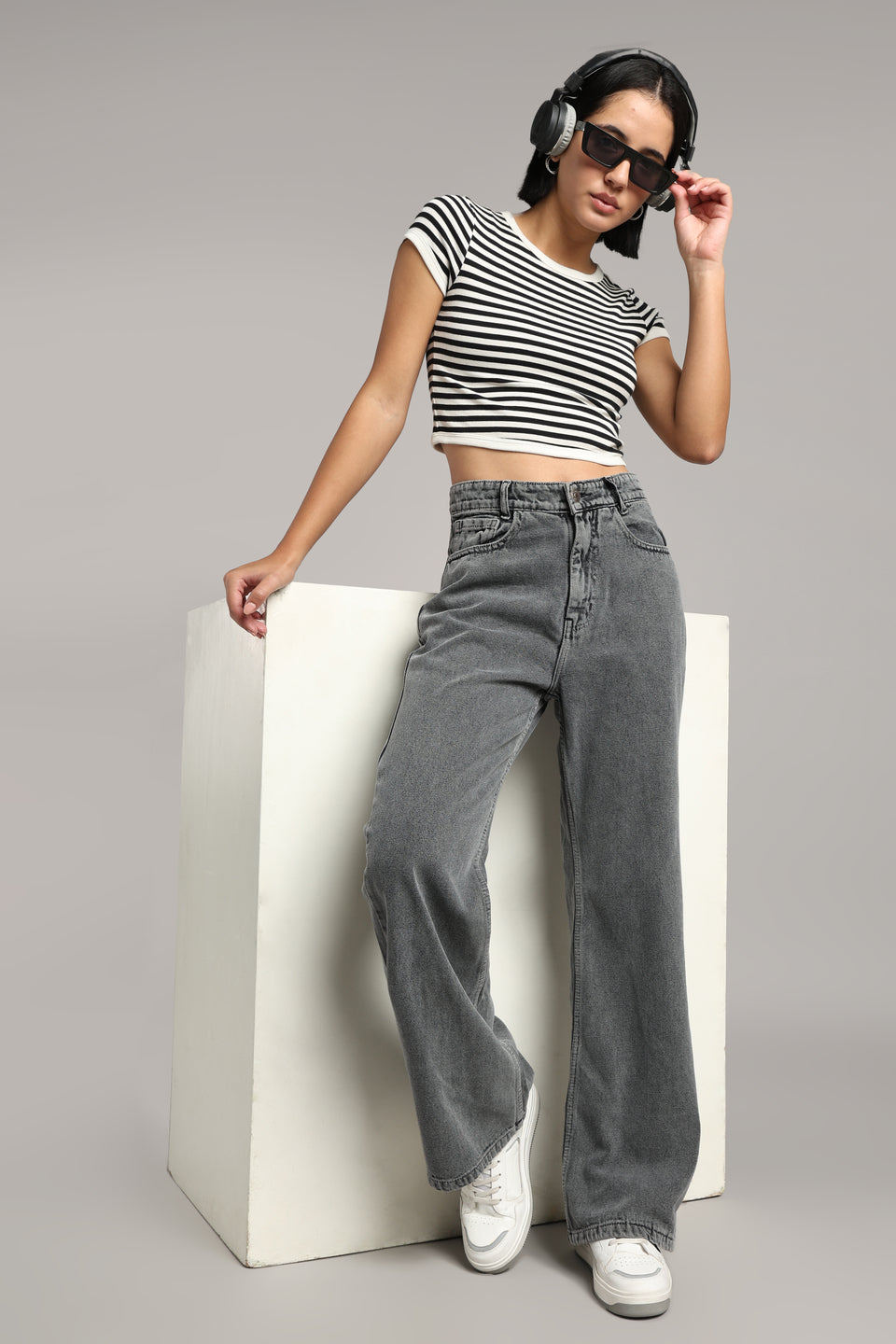 Women's Ecru Charcoal Wide Leg Jeans