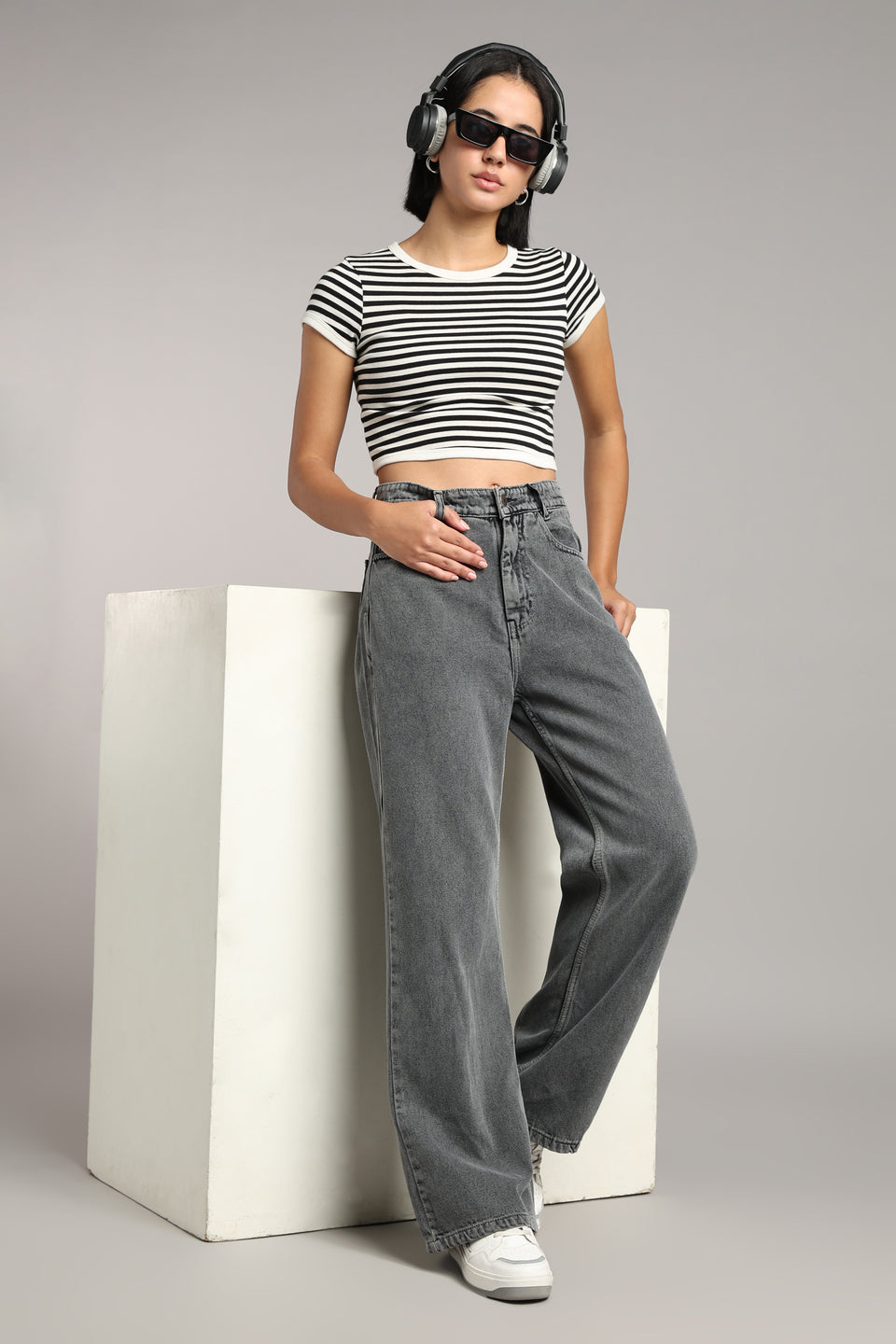 Women's Ecru Charcoal Wide Leg Jeans