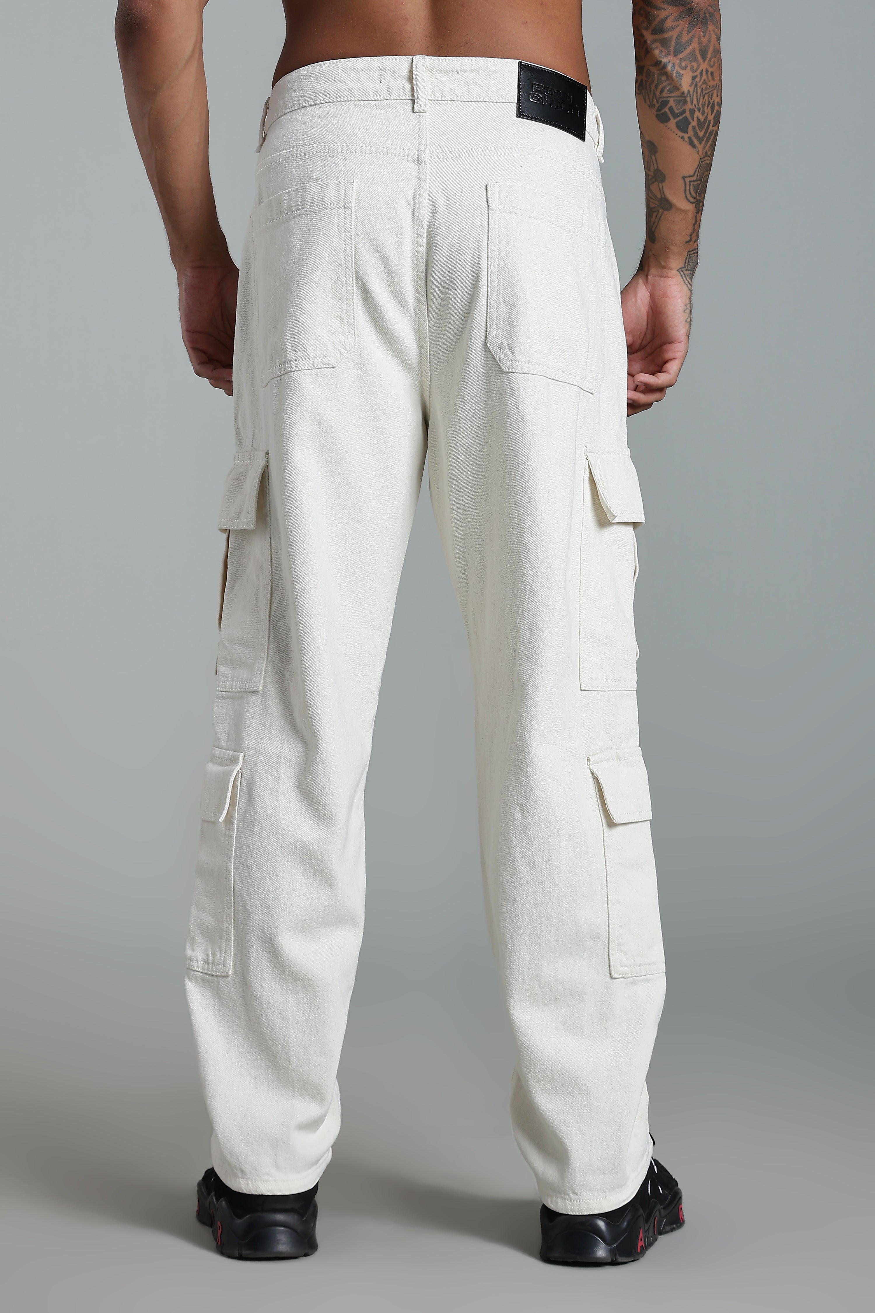 8 Pocket Cargo Denim | Baggy Fit Jeans | Off-White